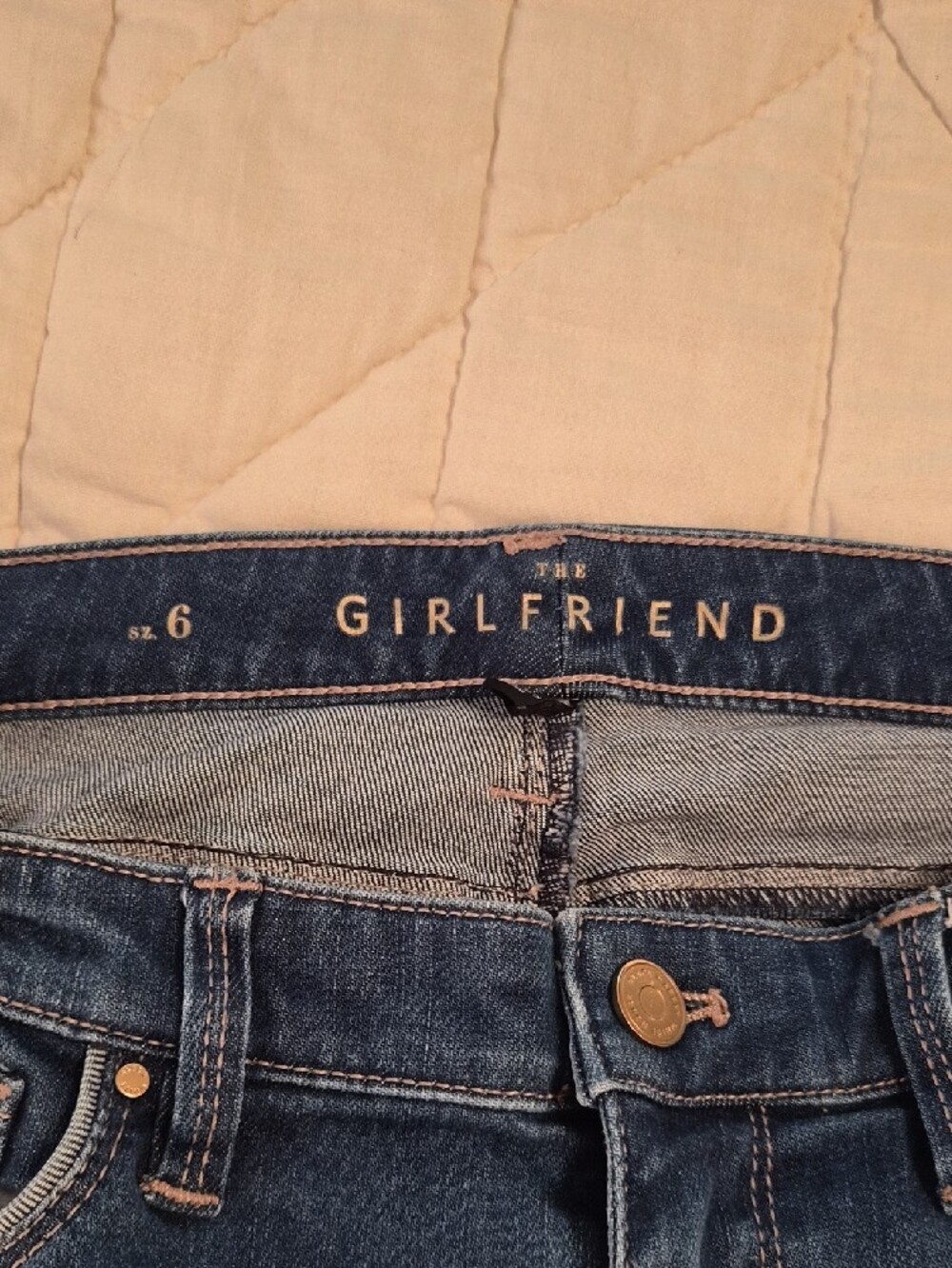 WHBM- The Girlfriend -Floral Embroidered Jeans- Size 6 - Picture 12 of 12